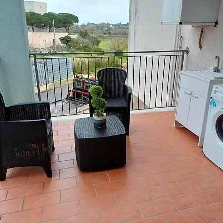 Apartment Mya House *